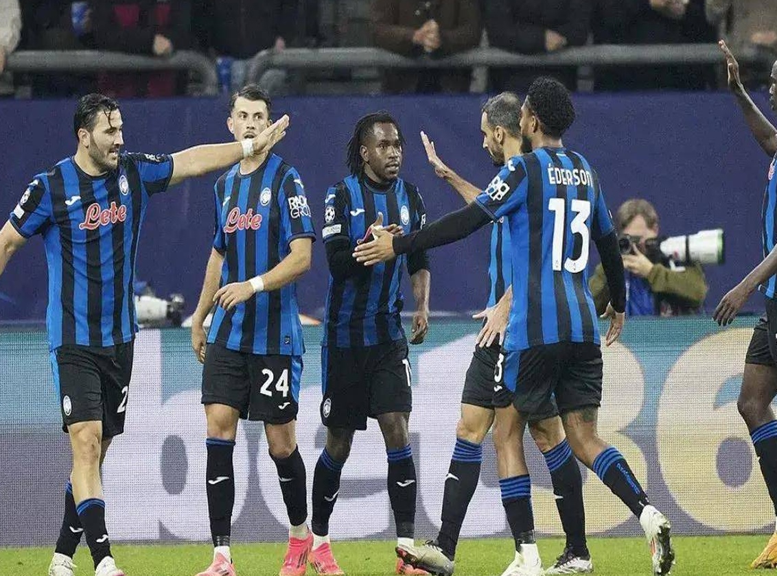 场边界内 场边界内