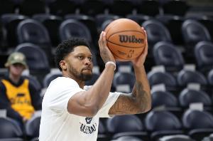 更在心理上 更在心理上