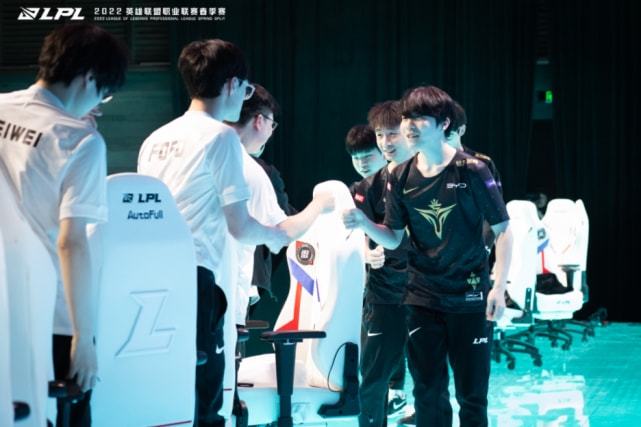 轻一代运动 轻一代运动