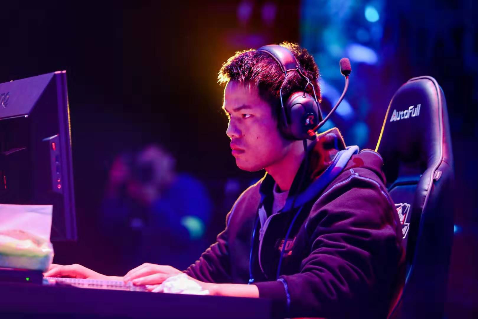 也直接关系 也直接关系