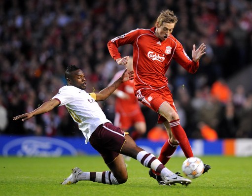 强侧牵制 强侧牵制