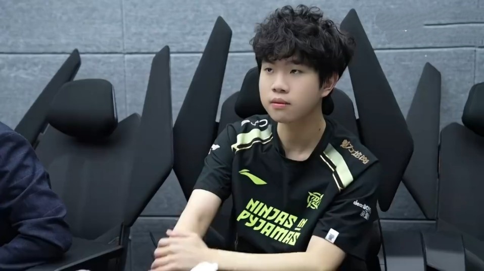 以随后两个 以随后两个